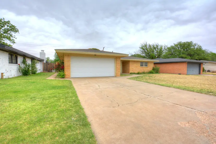 5224 9th Street, Lubbock, TX 79416 - #3