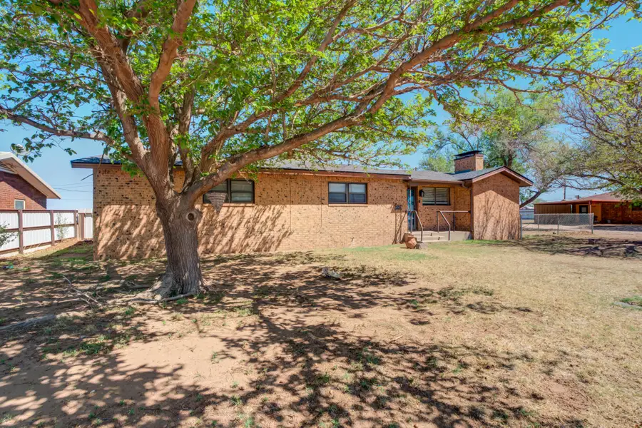 308 E 9th Street, Anton, TX 79313 - #3