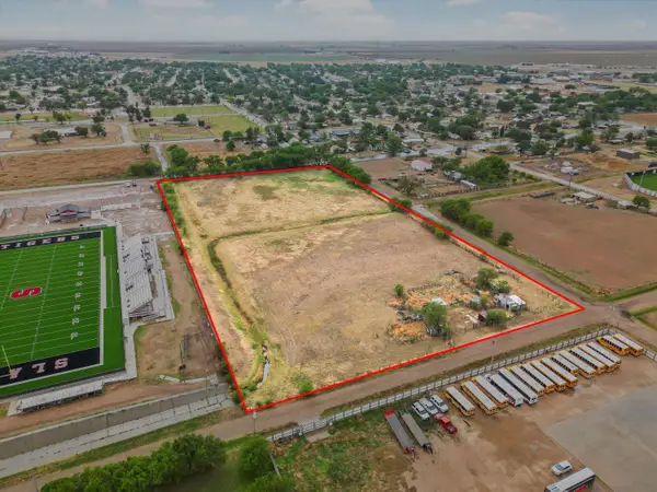 800 W Dickens Street, Slaton, TX 79364