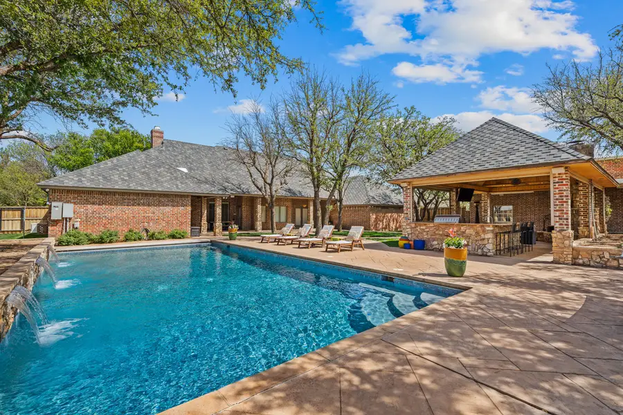 7604 Saratoga Avenue, Lubbock, TX 79424 - #2