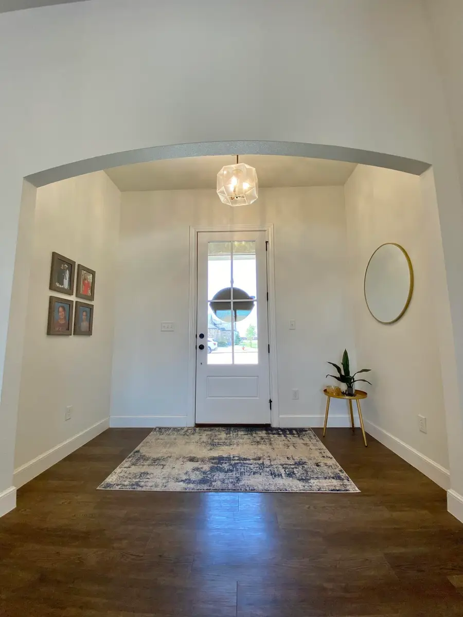 10903 Vicksburg Avenue, Lubbock, TX 79424 - #3