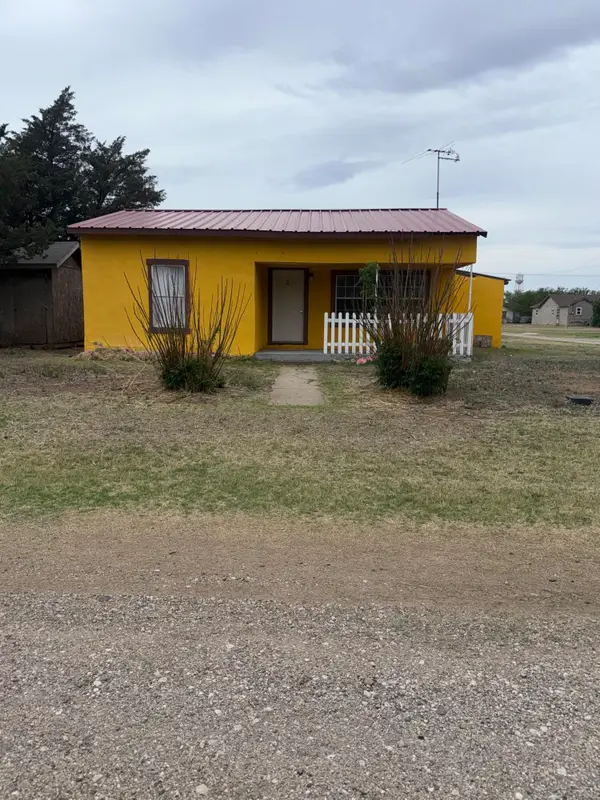 115 Duggan Avenue, Anton, TX 79313