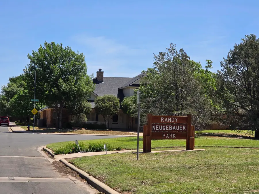 8301 Gardner Avenue, Lubbock, TX 79424 - #3