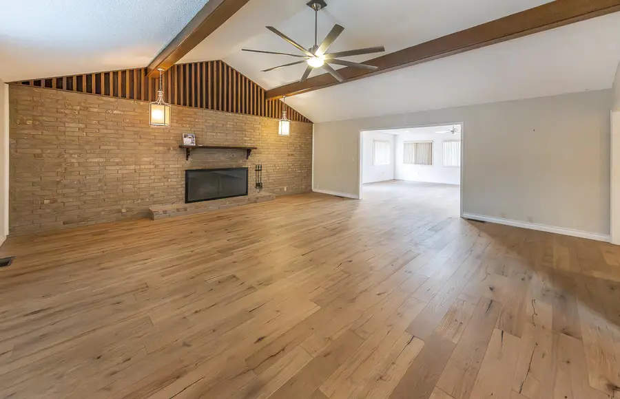 7002 Miami Avenue, Lubbock, TX 79413 - #2