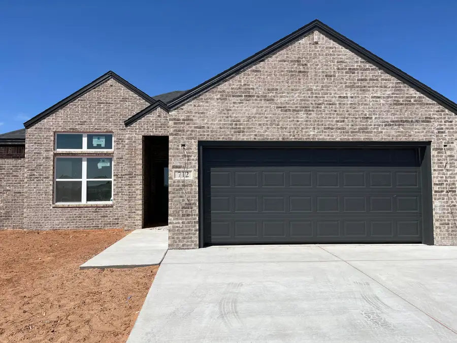 712 E 13th Street, Wolfforth, TX 79382 - #2