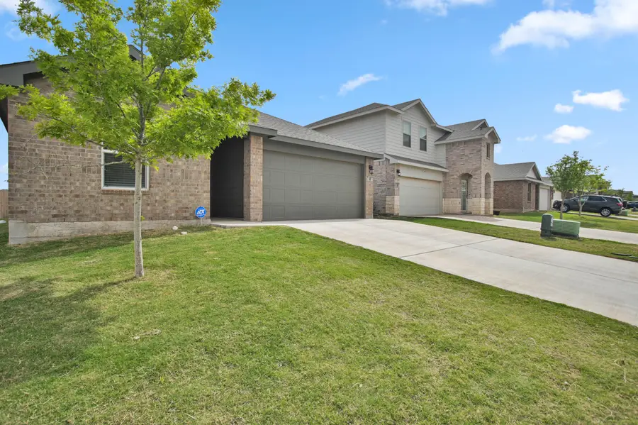 401 14th Street, Wolfforth, TX 79382 - #2