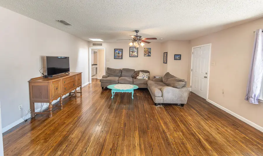 3512 38th Street, Lubbock, TX 79413 - #2