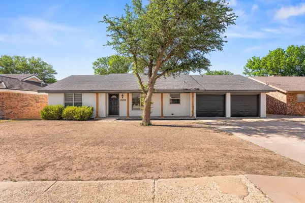 220 Sandalwood Lane, Levelland, TX 79336