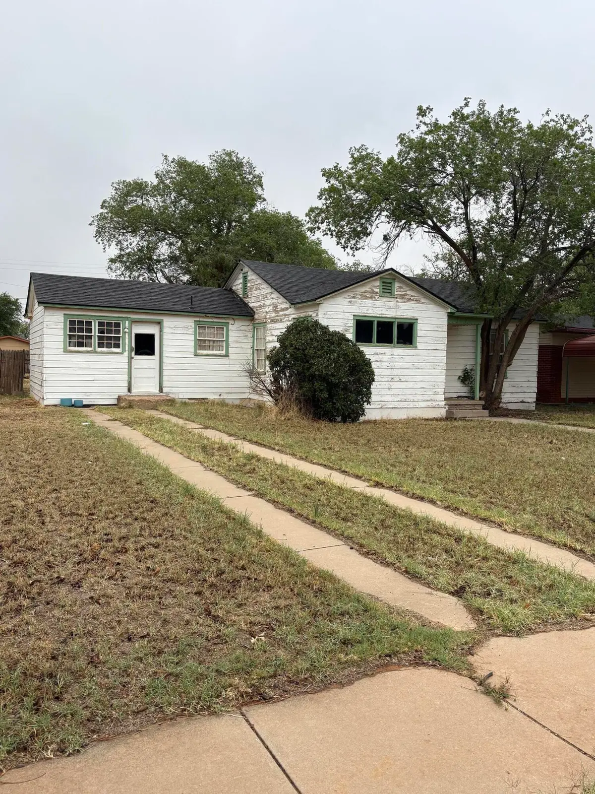 707 E Lake Street, Brownfield, TX 79316 - #1