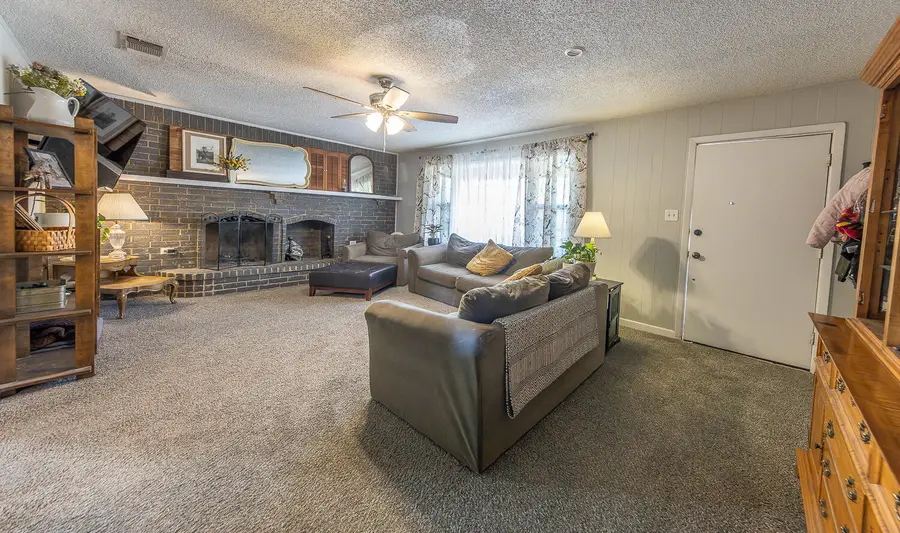 10903 E Highway 84, Slaton, TX 79364 - #2