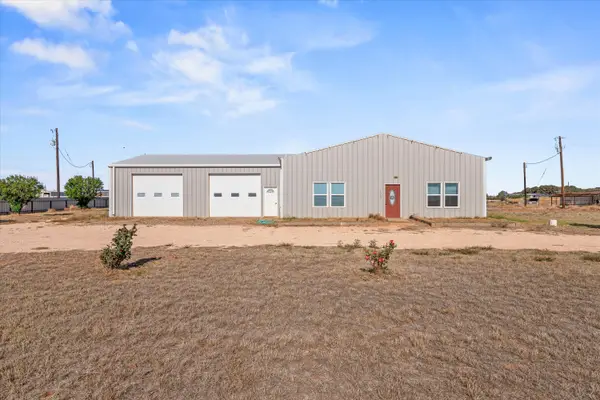 1523 County Rd 533, Brownfield, TX 79316