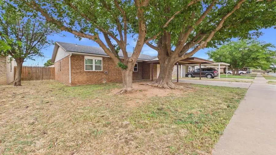 4616 Grinnell Street, Lubbock, TX 79416 - #2