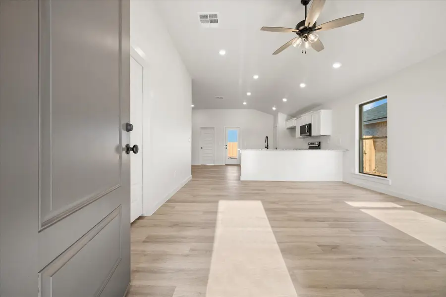 6311 Venita Avenue, Lubbock, TX 79407 - #3