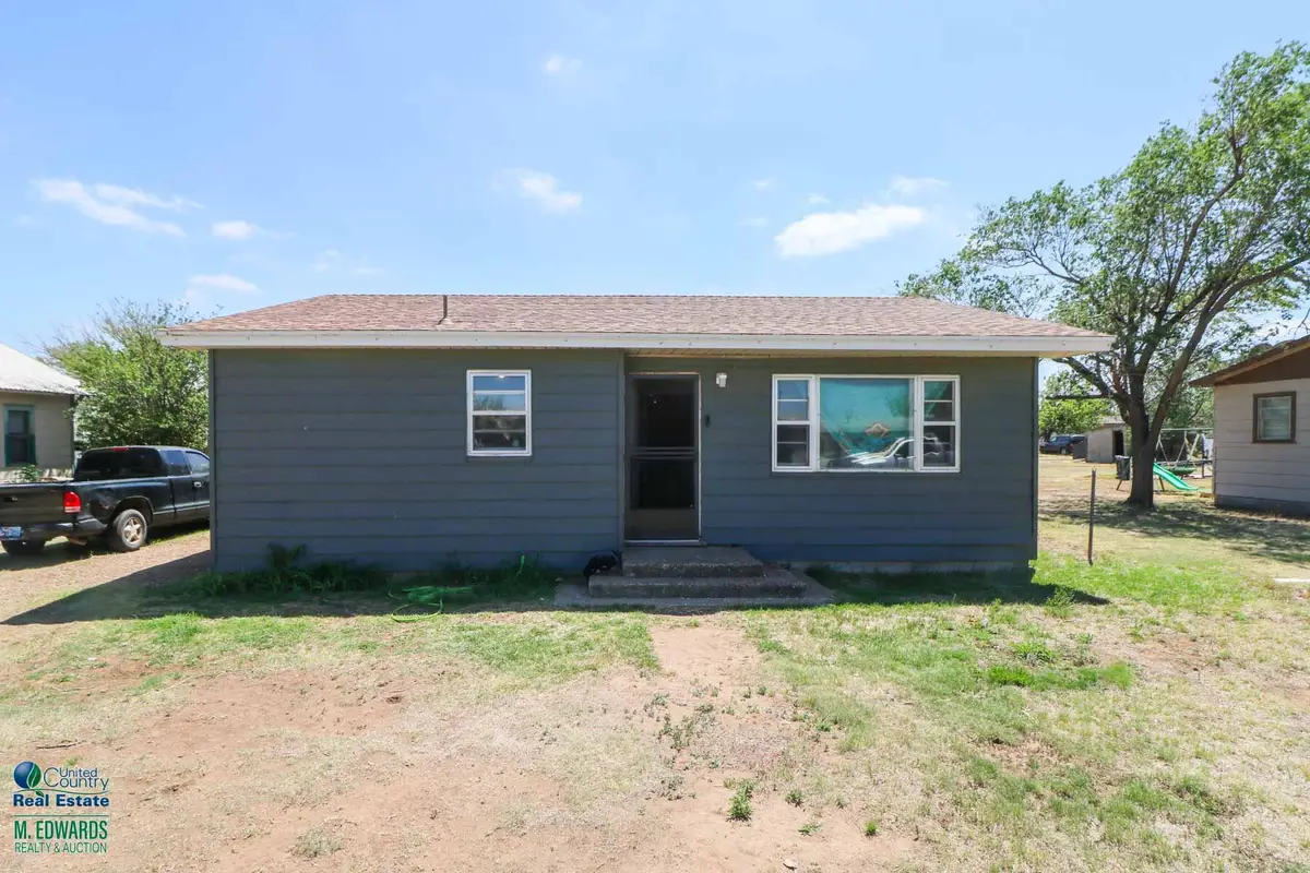 709 W Ross Street, Floydada, TX 79235 - #1