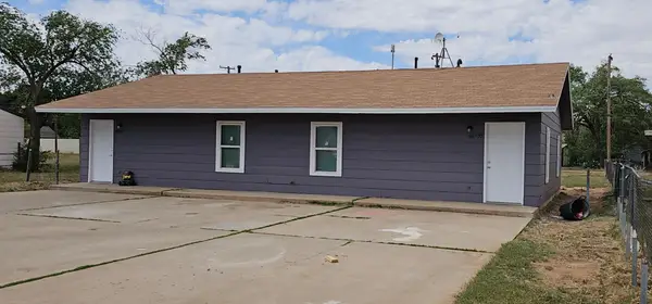 911 E 37th Street, Lubbock, TX 79404
