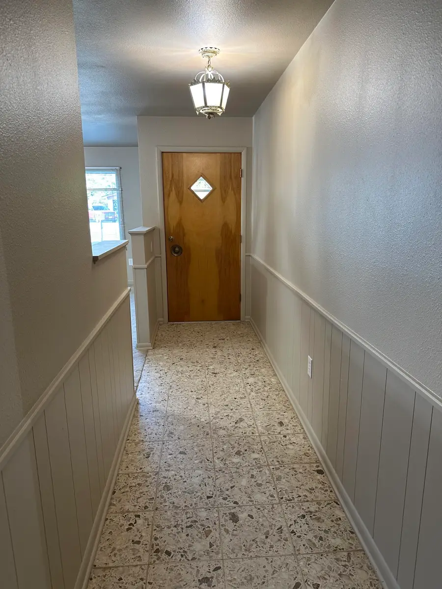 1729 W Ave E, Muleshoe, TX 79347 - #3