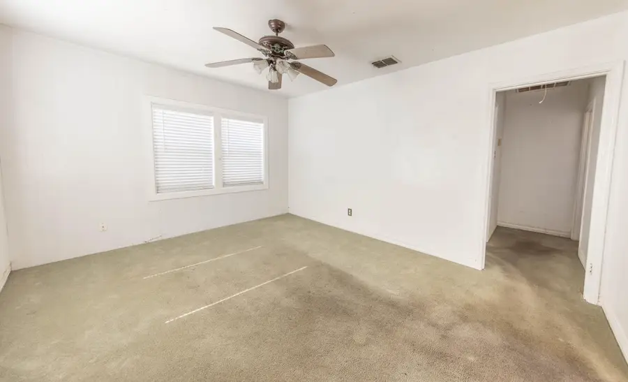 110 Uvalde Avenue, Lubbock, TX 79415 - #3