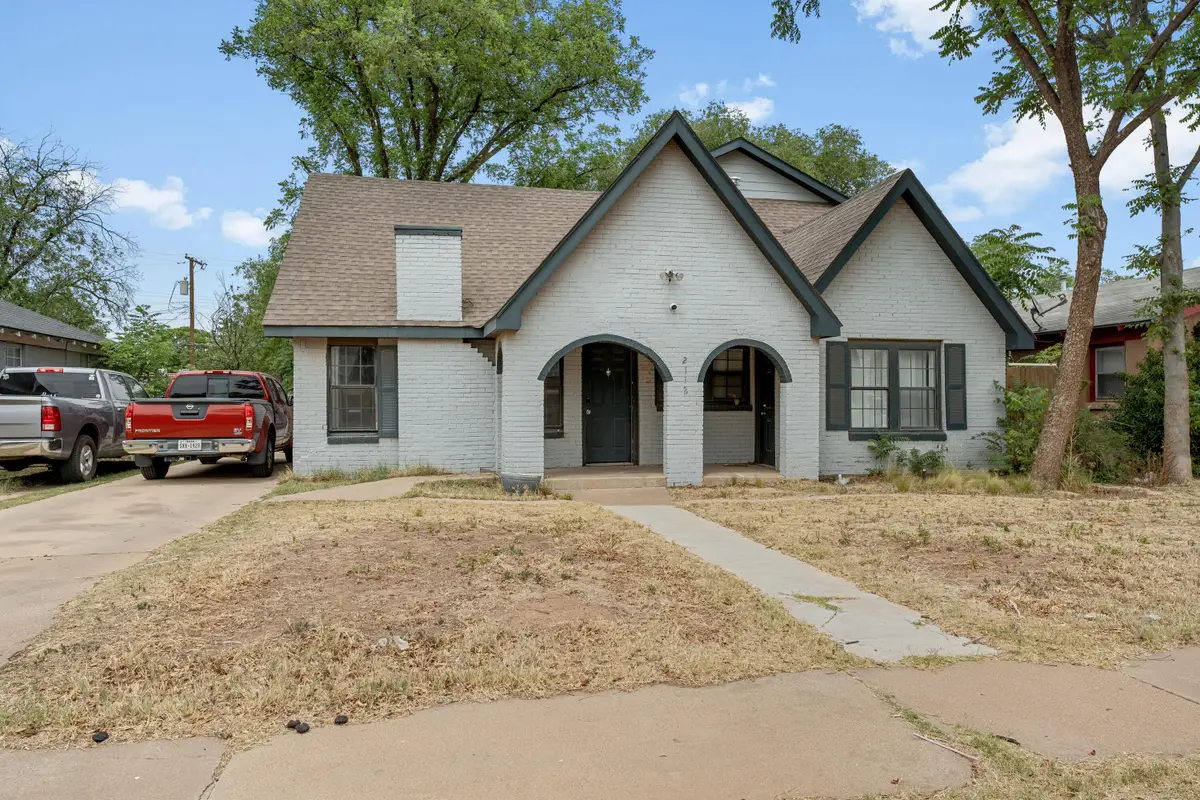 2112 27th Street, Lubbock, TX 79411 - #1