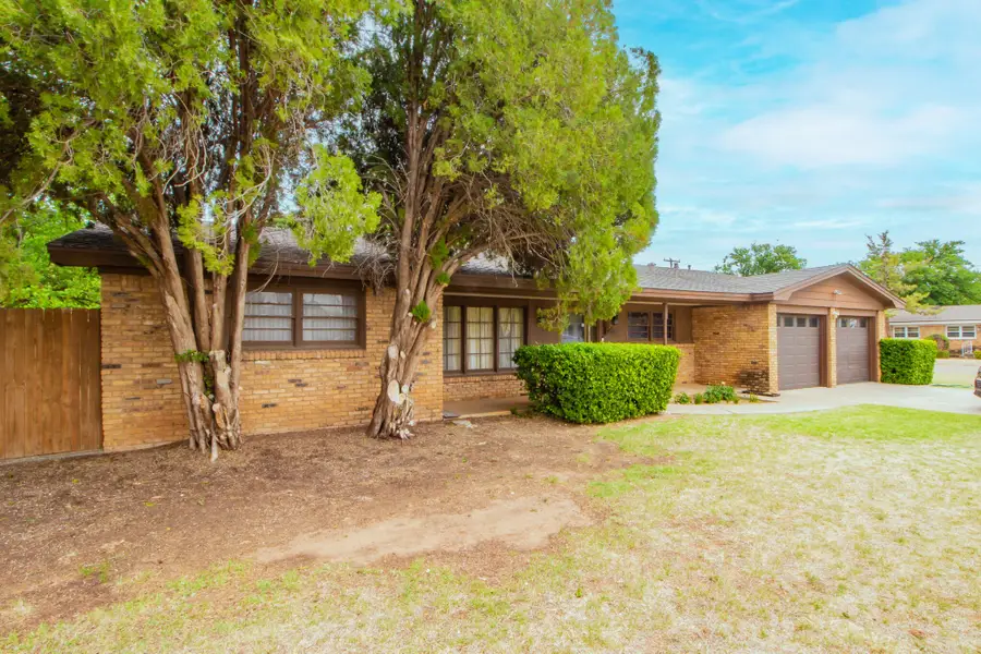 433 S Jefferson, Crosbyton, TX 79322 - #2