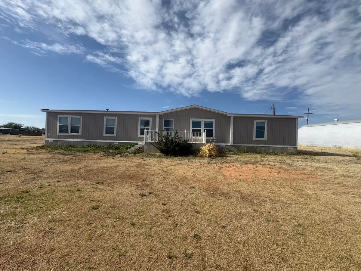 404 Avenue O, Ralls, TX 79357 - #1