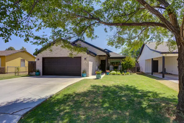 610 Walnut Street, Idalou, TX 79329
