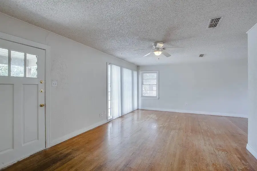2708 33rd Street, Lubbock, TX 79410 - #2