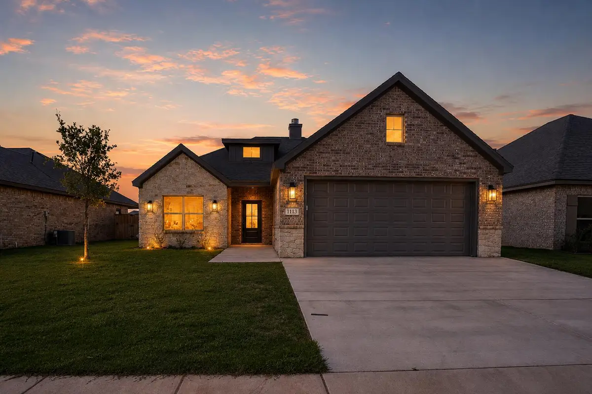 1113 N 6th Street, Wolfforth, TX 79382 - #1