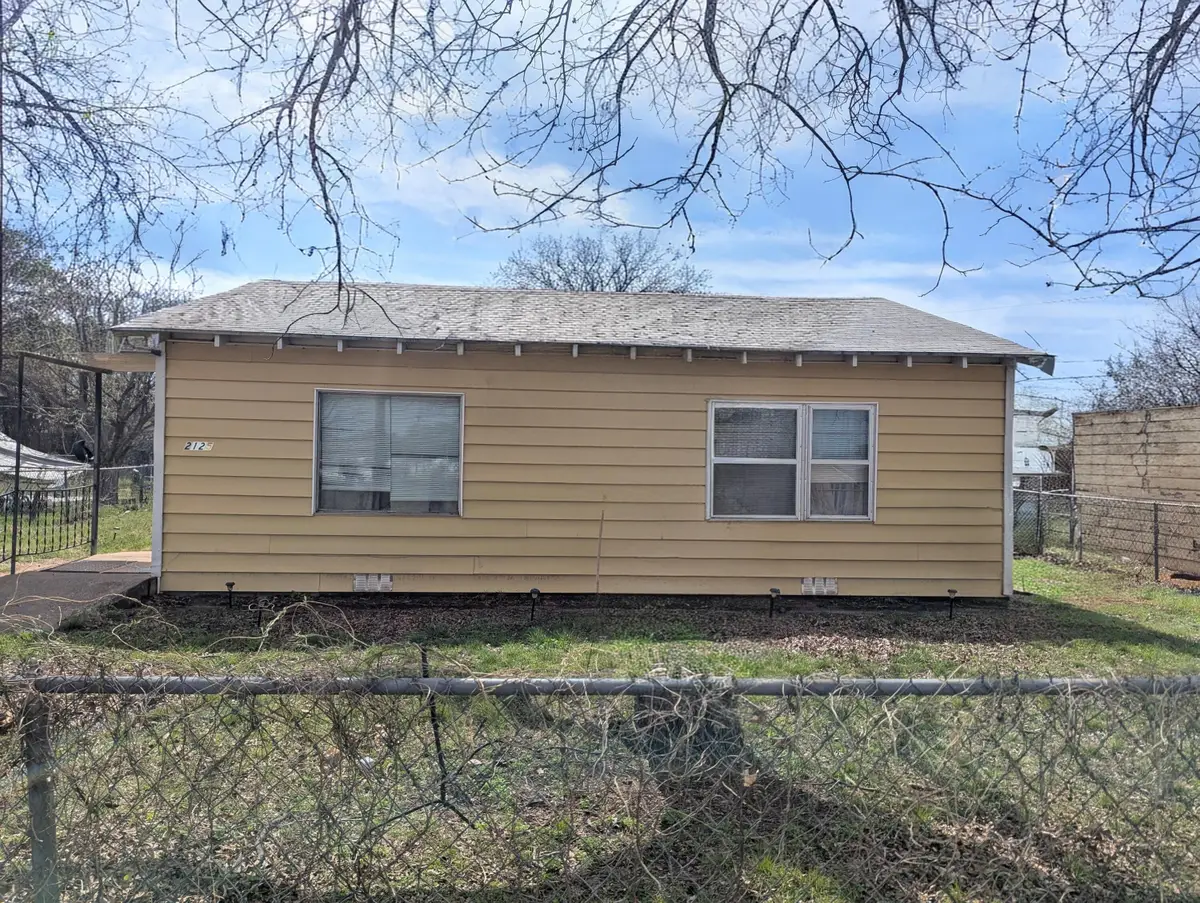 2125 Oakland Drive, Abilene, TX 79603 - #1