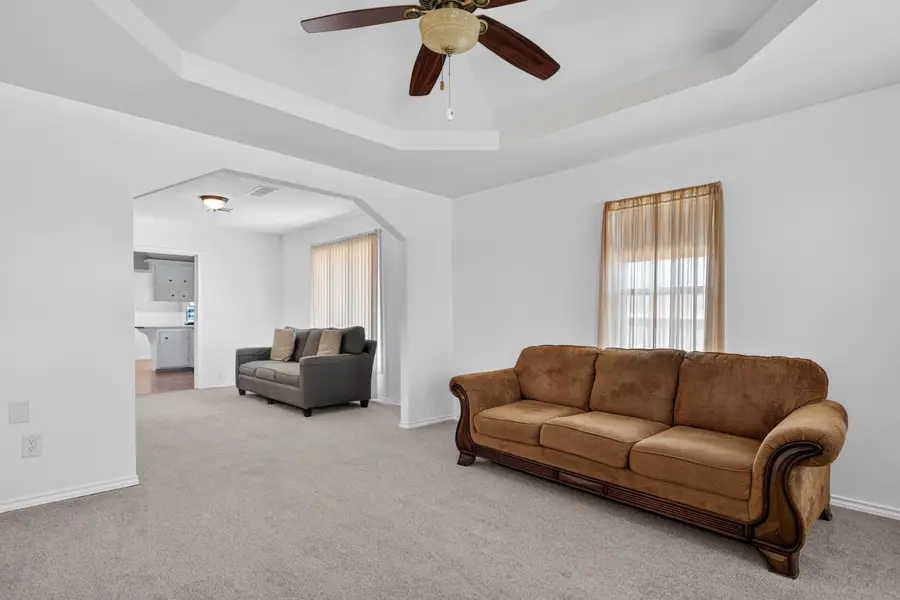 319 N Sherman Avenue, Lubbock, TX 79415 - #3