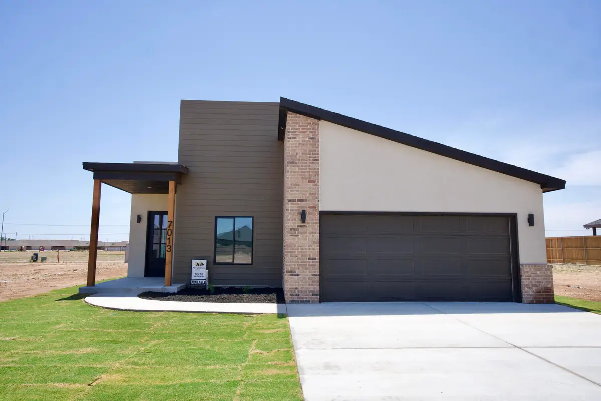 7013 18th Place, Lubbock, TX 79416 - #1