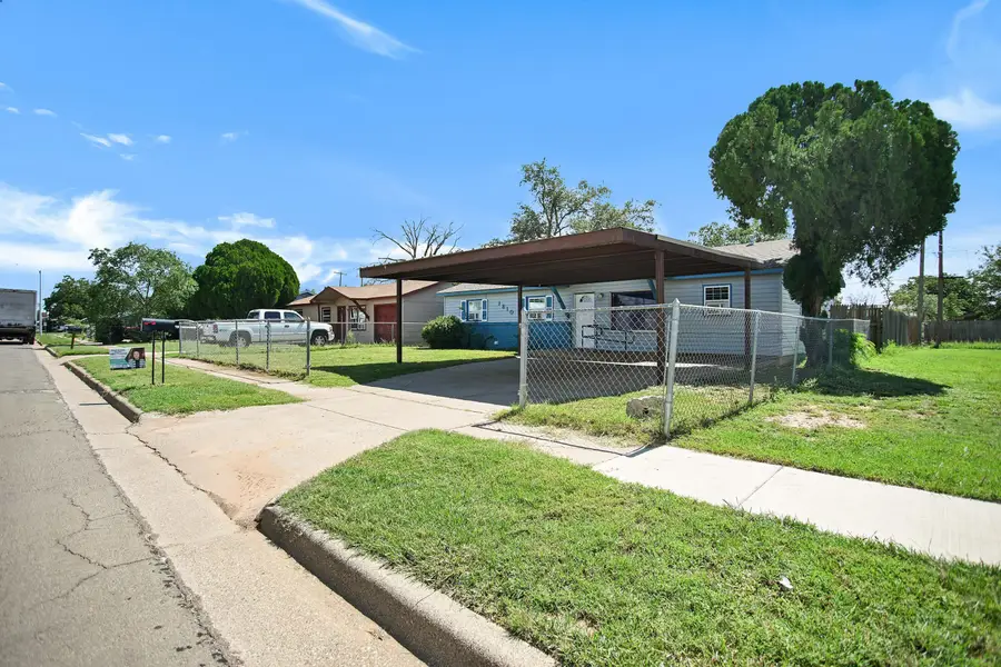 1810 E Colgate Street, Lubbock, TX 79403 - #2