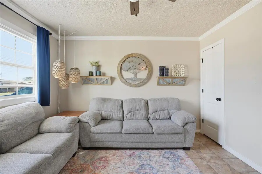 4913 39th Street, Lubbock, TX 79414 - #3