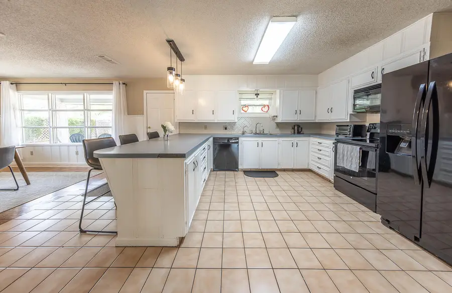 4006 49th Street, Lubbock, TX 79413 - #3