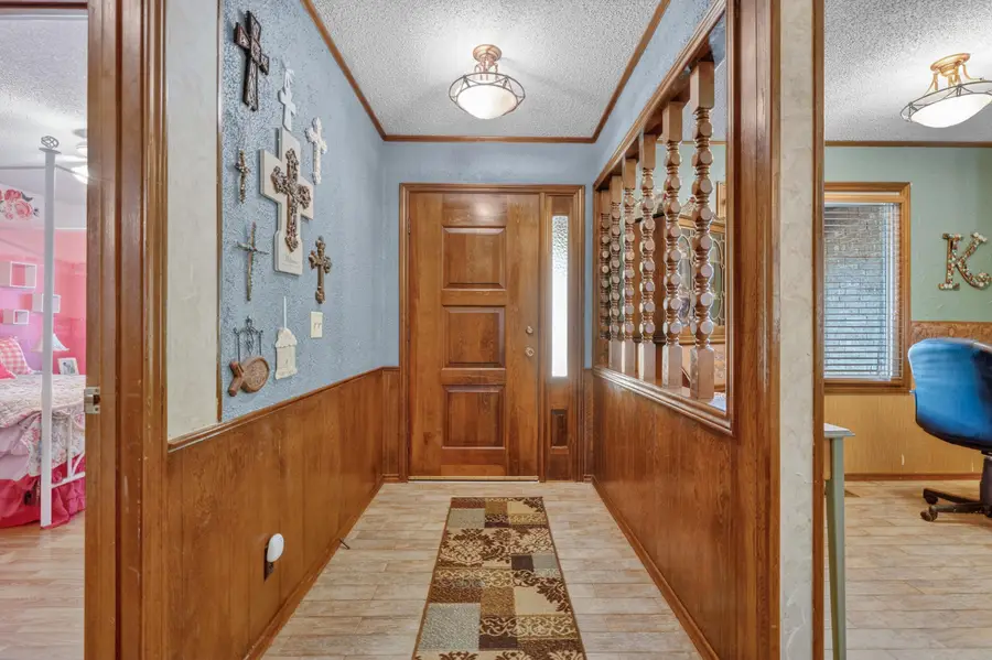1604 Avenue H, Abernathy, TX 79311 - #3