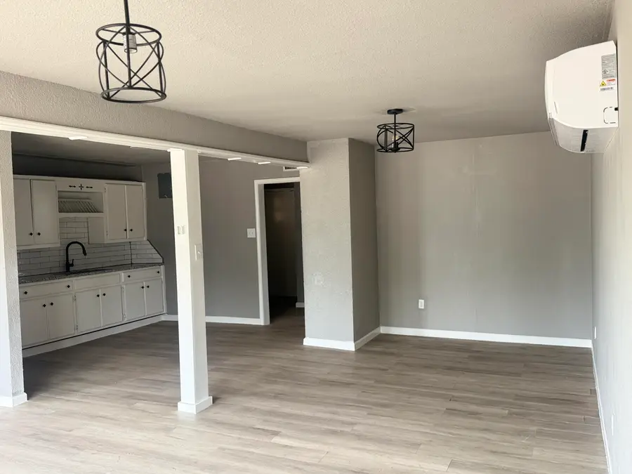 908 E Stanford Street, Lubbock, TX 79403 - #3