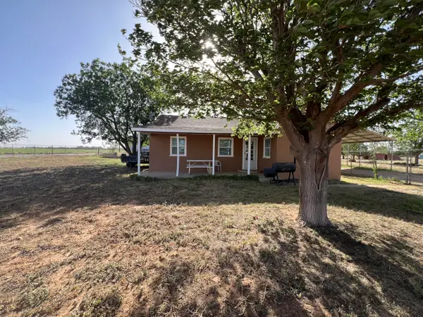 8120 Magnolia Avenue, Lubbock, TX 79404