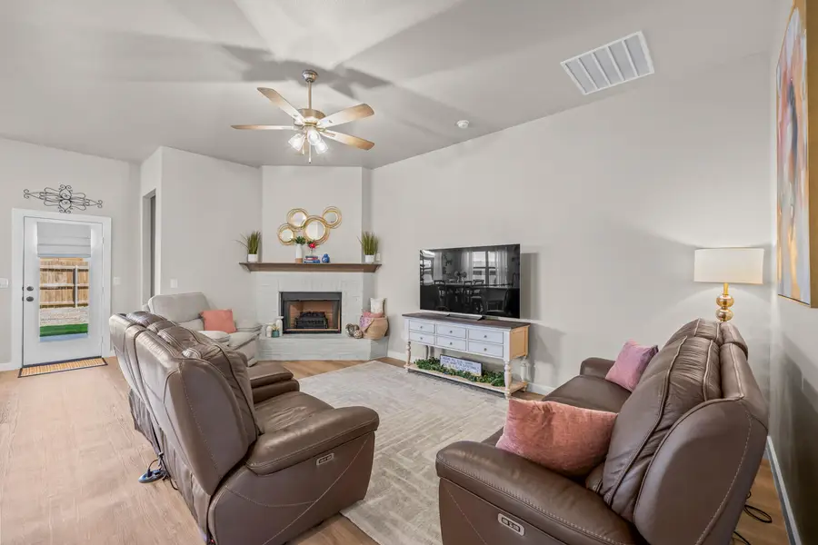 2926 Abbeville Avenue, Wolfforth, TX 79382 - #2