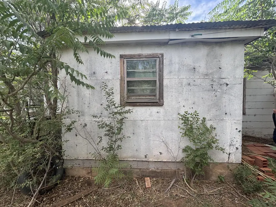 211 Avenue D, Abernathy, TX 79311 - #3