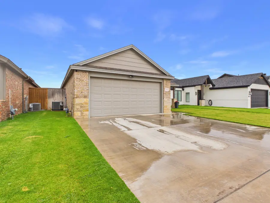 5835 Grinnell Street, Lubbock, TX 79416 - #3
