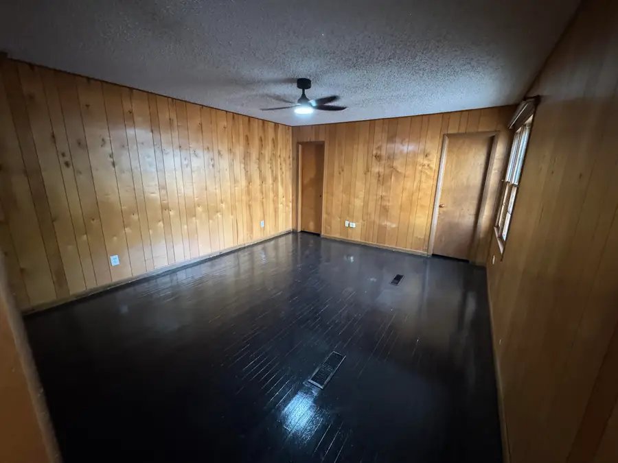2320 N 3rd Street, Tahoka, TX 79373 - #3