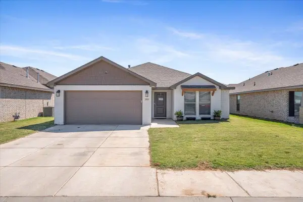 2923 Wausau Avenue, Lubbock, TX 79407