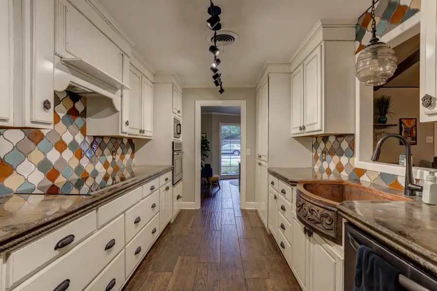 6207 Lynnhaven Drive, Lubbock, TX 79413 - #2
