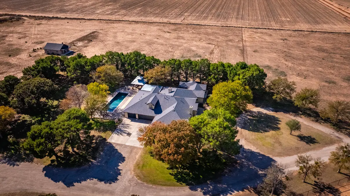 9009 County Rd 7500, Wolfforth, TX 79382 - #1