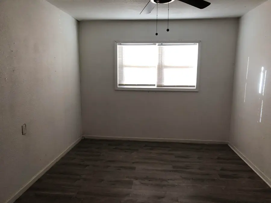 2704 2nd Place, Lubbock, TX 79415 - #3