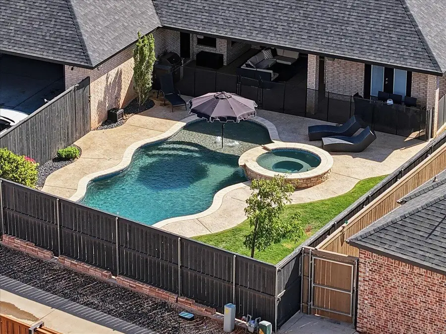 1005 Buckingham Avenue, Wolfforth, TX 79382 - #2