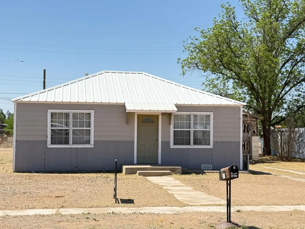 108 Hicks Place, Levelland, TX 79336 - #1