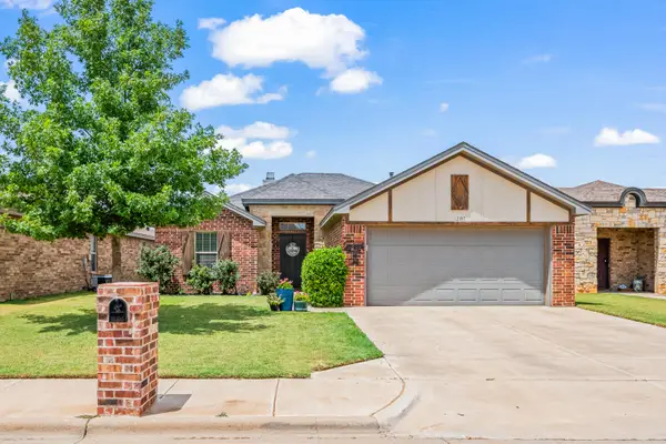 1208 79th Street, Lubbock, TX 79423