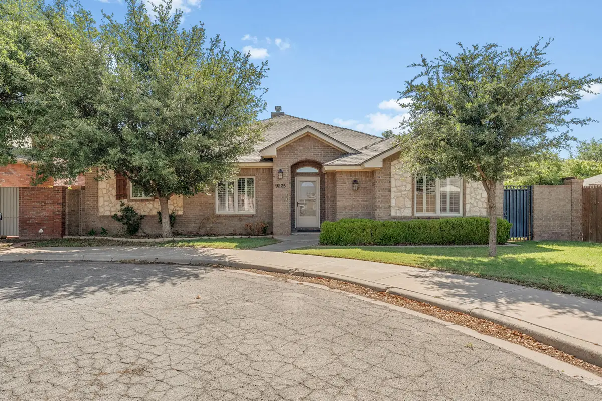 9825 Vinton Avenue, Lubbock, TX 79424 - #1