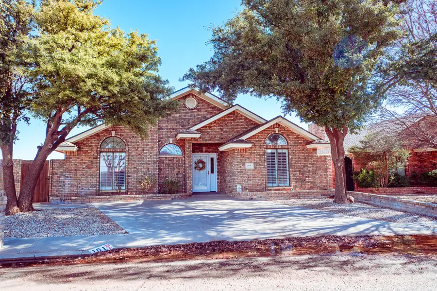 101 Fannin Avenue, Levelland, TX 79336 - #2