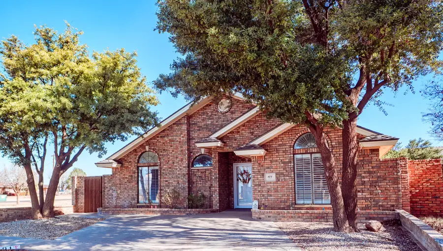 101 Fannin Avenue, Levelland, TX 79336 - #3